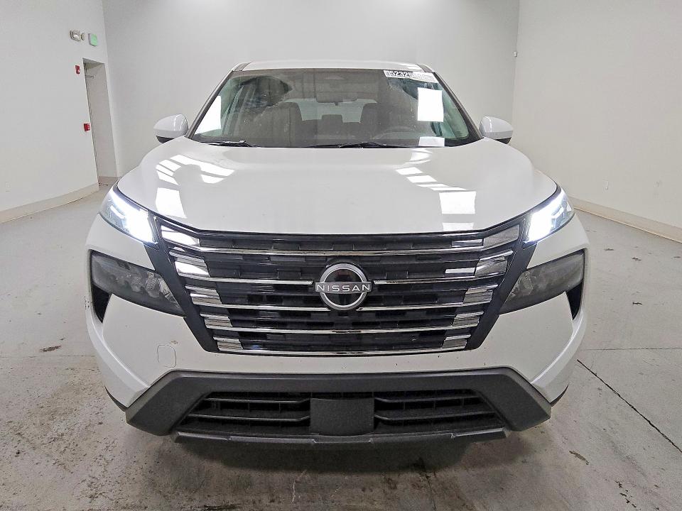 Продаж на аукціоні авто 2026 Nissan Rogue, vin: 5N1BT3BA4TC713182, номер лоту: 52325496