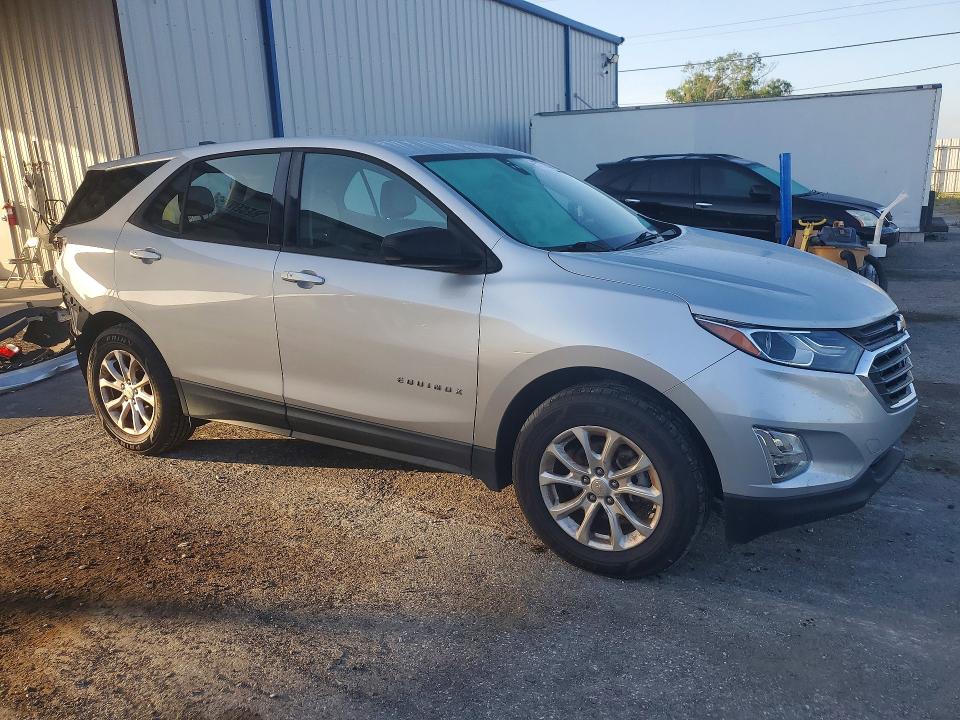 57222606 :رقم المزاد ، 2GNAXHEV7J6149430 vin ، 2018 Chevrolet Equinox مزاد بيع