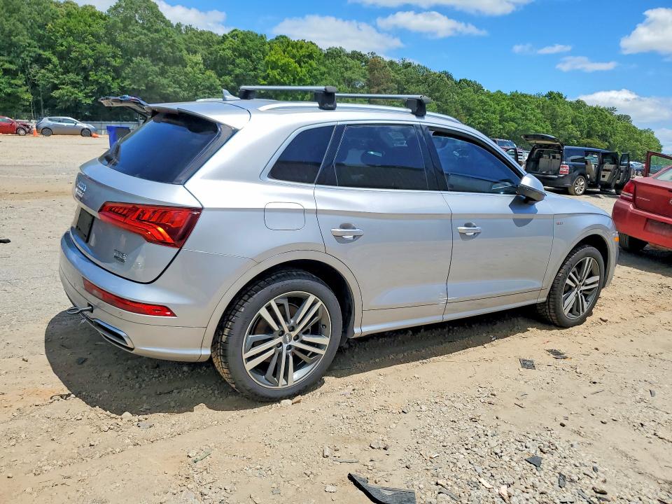 Продажа на аукционе авто 2018 Audi Q5, vin: WA1FNAFY9J2142006, номер лота: 58442316