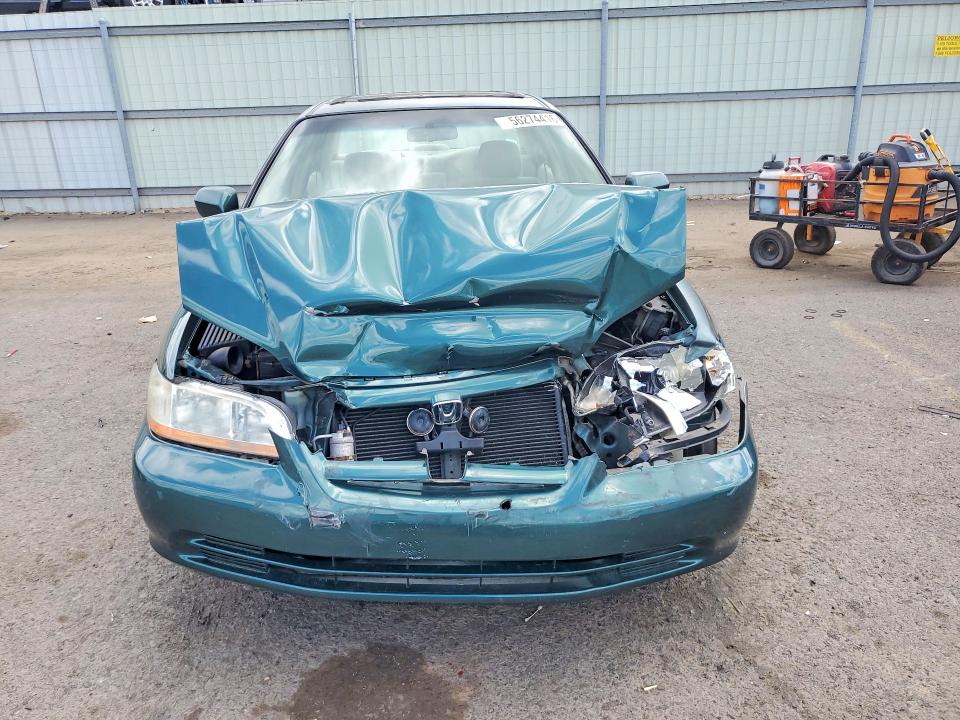 2002 Honda Accord მანქანა იყიდება აუქციონზე, vin: 1HGCG66882A132995, აუქციონის ნომერი: 56274416