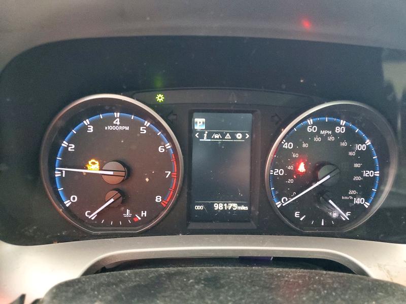 Продажа на аукционе авто 2018 Toyota Rav4, vin: JTMZFREV2JJ177224, номер лота: 57012946