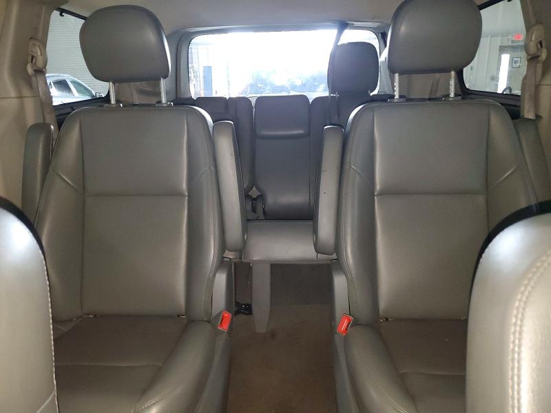 56837706 :رقم المزاد ، 2V4RW3DG2BR738797 vin ، 2011 Volkswagen Routan مزاد بيع
