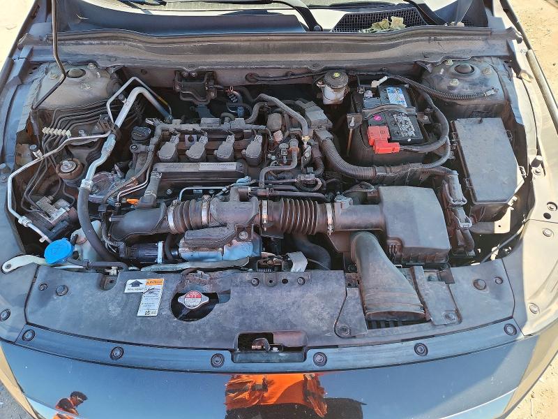 Продажа на аукционе авто 2018 Honda Accord, vin: 1HGCV1F3XJA092012, номер лота: 55926056