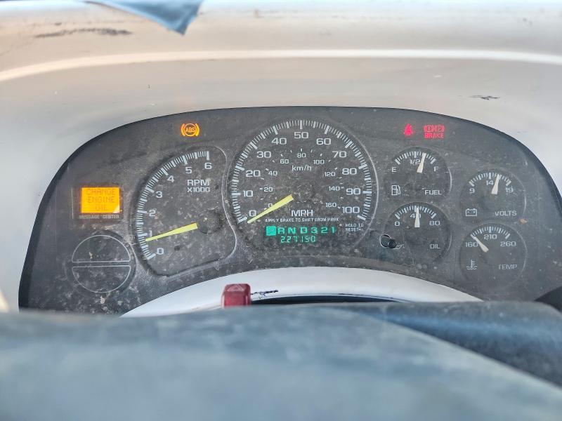 2000 Chevrolet Silverado მანქანა იყიდება აუქციონზე, vin: 1GCEK19T0YE337267, აუქციონის ნომერი: 55857956