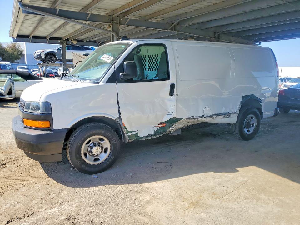 Продаж на аукціоні авто 2021 Chevrolet Express G2500, vin: 1GCWGAFP4M1199490, номер лоту: 53649826