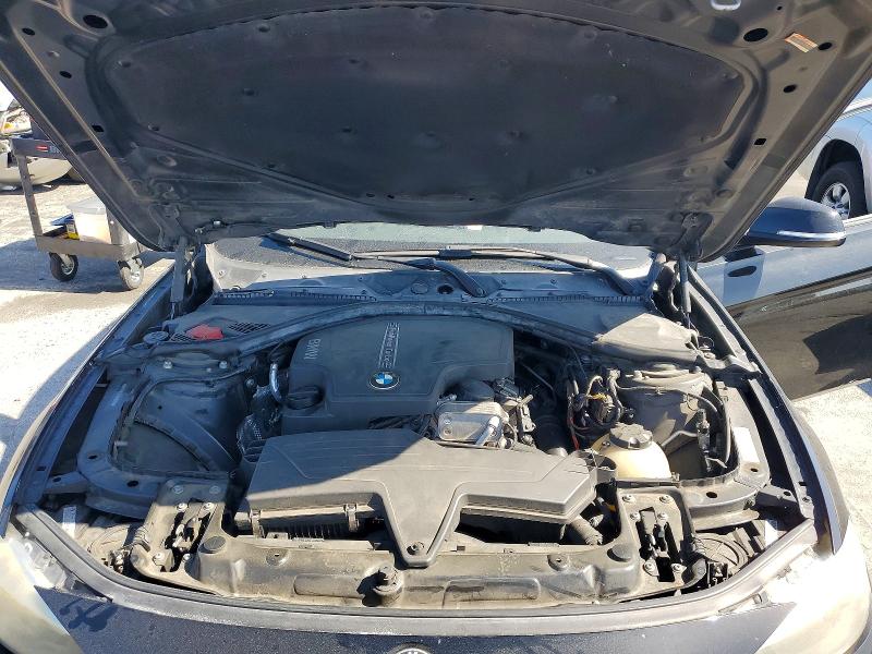 56669786 :رقم المزاد ، WBA3A5C52DF602784 vin ، 2013 Bmw 328 مزاد بيع