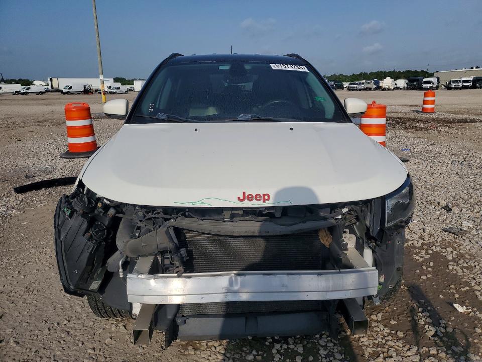 57574286 :رقم المزاد ، 3C4NJCCB4JT259712 vin ، 2018 Jeep Compass مزاد بيع