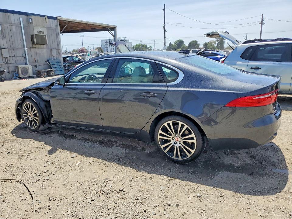 Продажа на аукционе авто 2020 Jaguar Xf, vin: SAJBE4FX3LCY86566, номер лота: 56652076