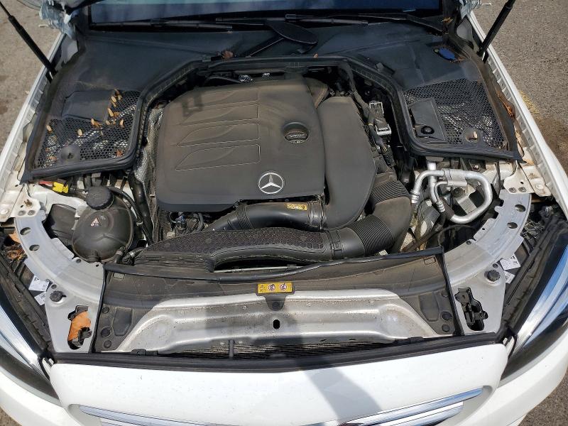57091016 :رقم المزاد ، W1KWF8EB9MR635999 vin ، 2021 Mercedes-benz C مزاد بيع