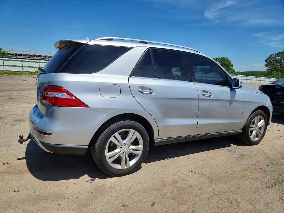 56305326 :رقم المزاد ، 4JGDA5HB0CA009633 vin ، 2012 Mercedes-benz Ml مزاد بيع