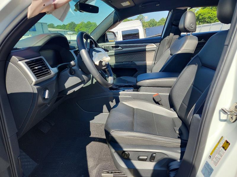 56799616 :رقم المزاد ، 1V2JE2CA3NC200204 vin ، 2022 Volkswagen Atlas Cross Sport مزاد بيع