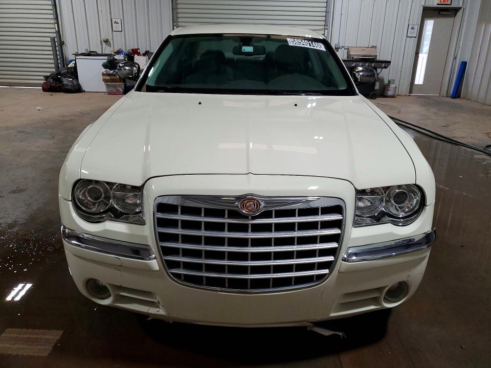 Продажа на аукционе авто 2010 Chrysler 300, vin: 2C3CA3CV5AH211120, номер лота: 58540146