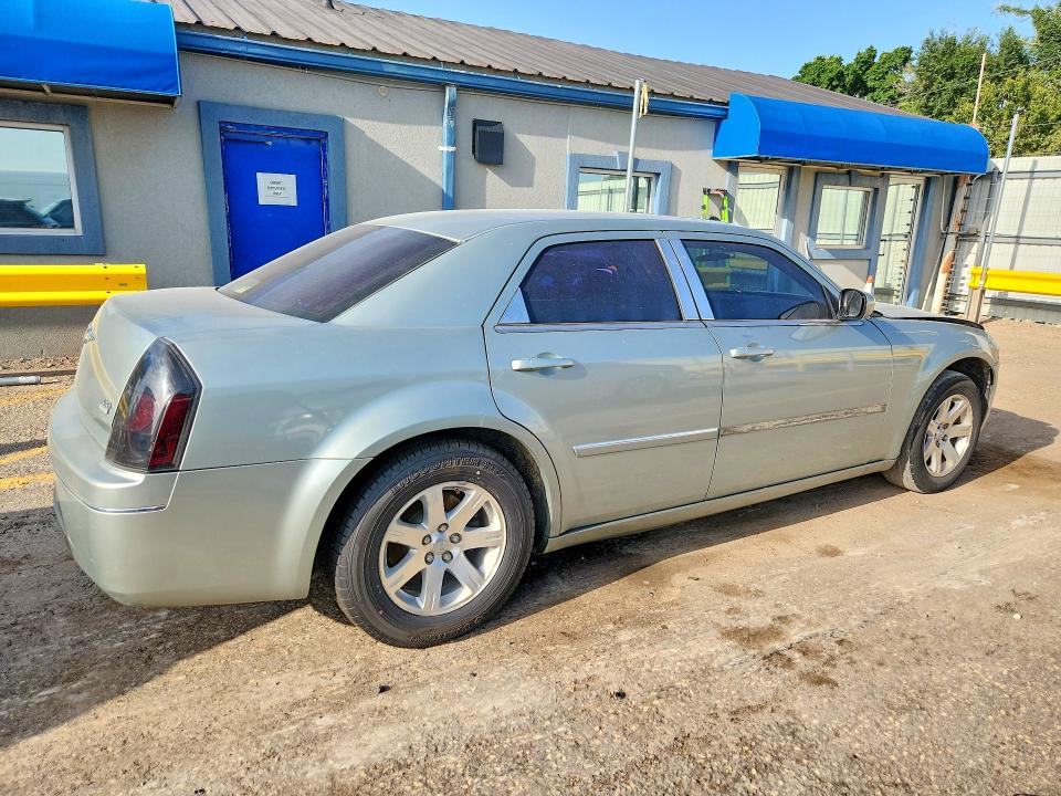 2006 Chrysler 300 მანქანა იყიდება აუქციონზე, vin: 2C3KA53GX6H121770, აუქციონის ნომერი: 59000546