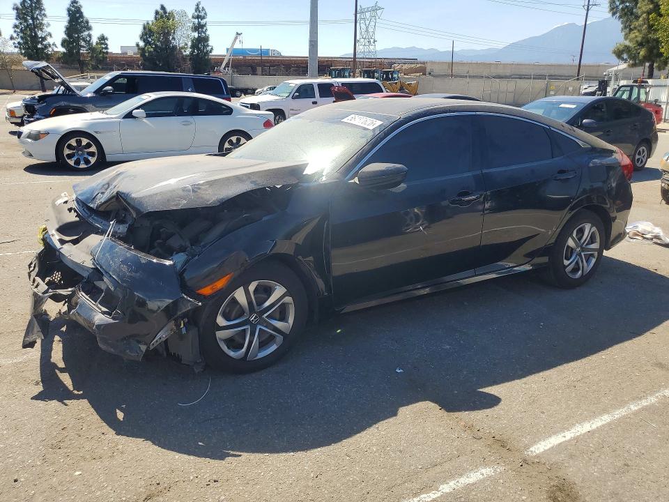 56487626 :رقم المزاد ، 2HGFC2F58HH514249 vin ، 2017 Honda Civic مزاد بيع