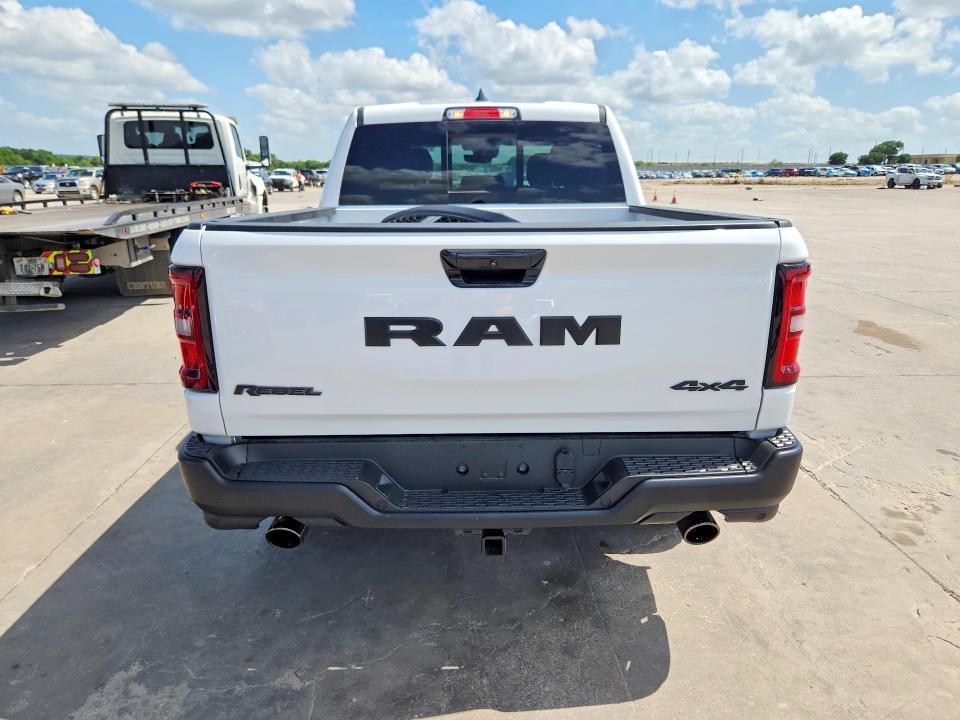 57013916 :رقم المزاد ، 1C6SRFLP7SN724310 vin ، 2025 Ram 1500 مزاد بيع