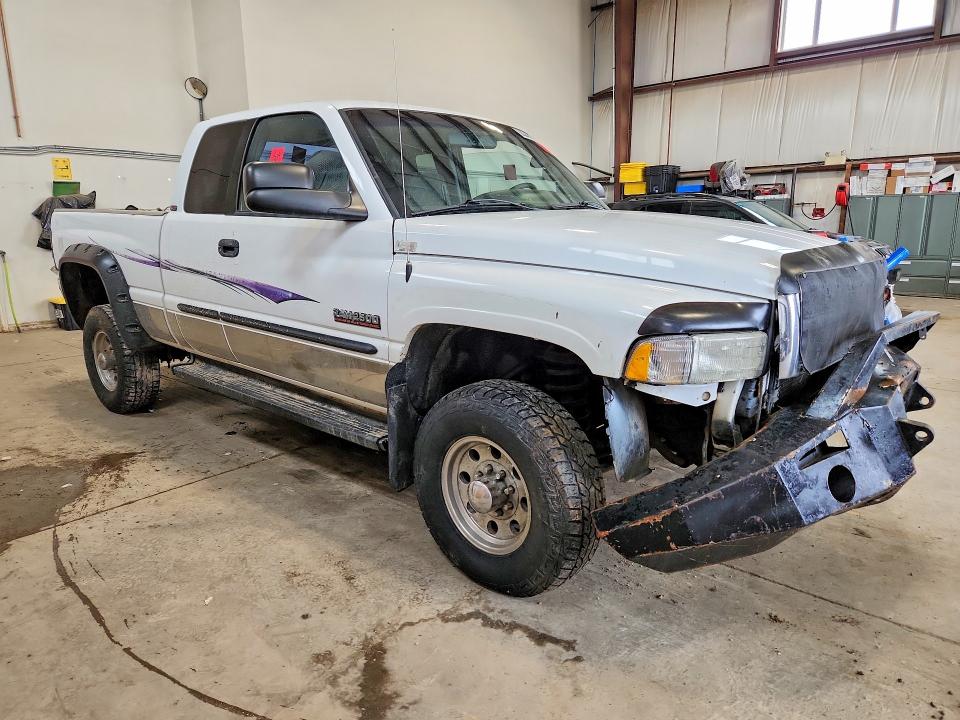 55348196 :رقم المزاد ، 1B7KF23671J583696 vin ، 2001 Dodge Ram 2500 مزاد بيع