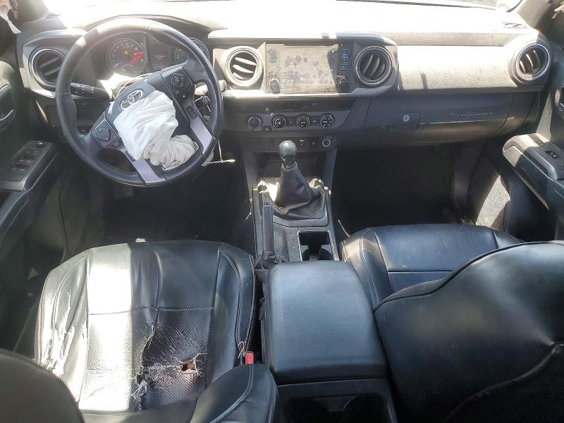 55837226 :رقم المزاد ، 5TFCZ5AN3JX161011 vin ، 2018 Toyota Tacoma مزاد بيع
