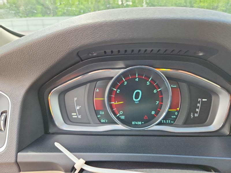 Продажа на аукционе авто 2015 Volvo V60, vin: YV140MEC2F1213623, номер лота: 56760216