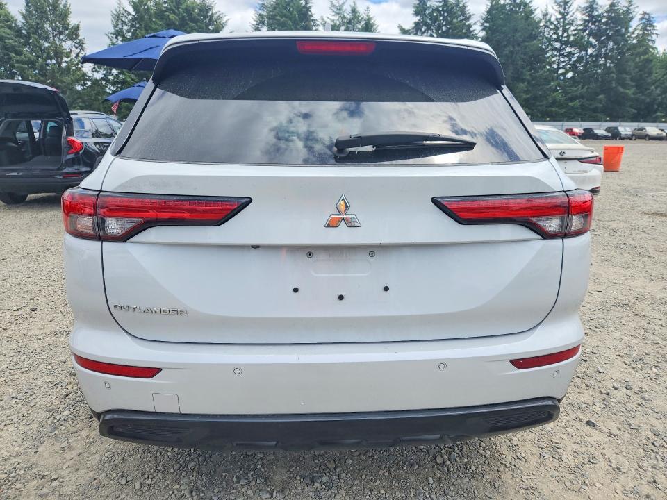 56032906 :رقم المزاد ، JA4J3UA82NZ078669 vin ، 2022 Mitsubishi Outlander مزاد بيع