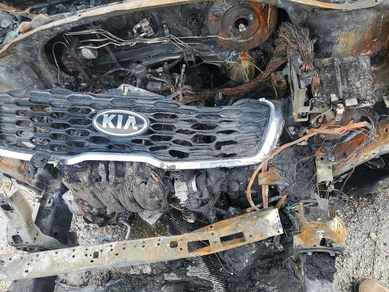 2019 Kia Sorento მანქანა იყიდება აუქციონზე, vin: 5XYPG4A31KG585002, აუქციონის ნომერი: 57757326