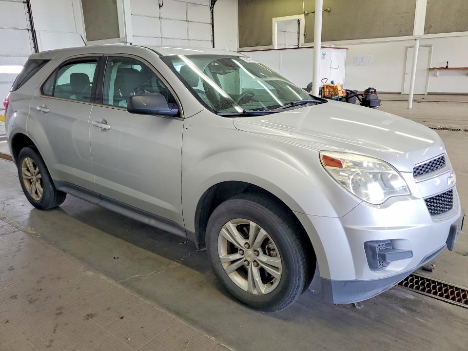 56476266 :رقم المزاد ، 1GNFLEEK5FZ131784 vin ، 2015 Chevrolet Equinox مزاد بيع
