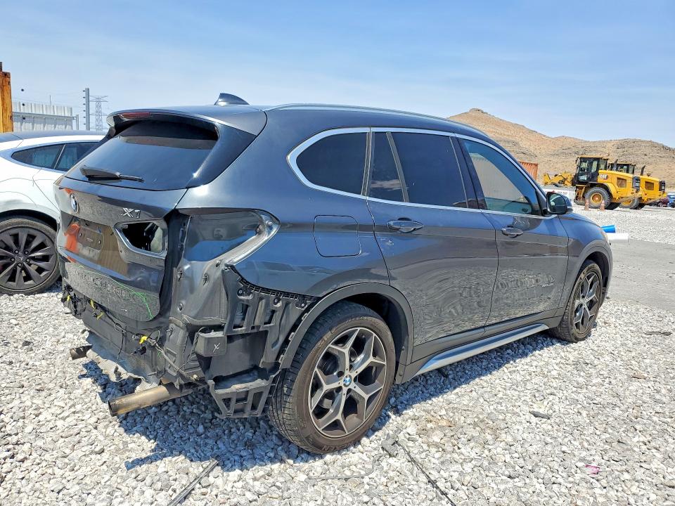 57176436 :رقم المزاد ، WBXHU7C39H5H33349 vin ، 2017 Bmw X1 مزاد بيع