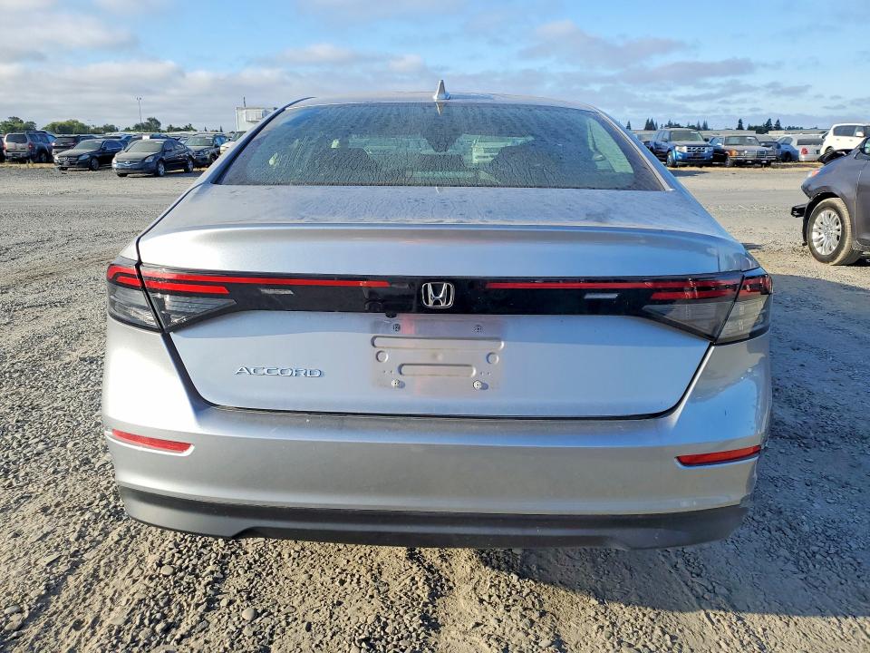 Продажа на аукционе авто 2023 Honda Accord, vin: 1HGCY1F26PA030176, номер лота: 58599016