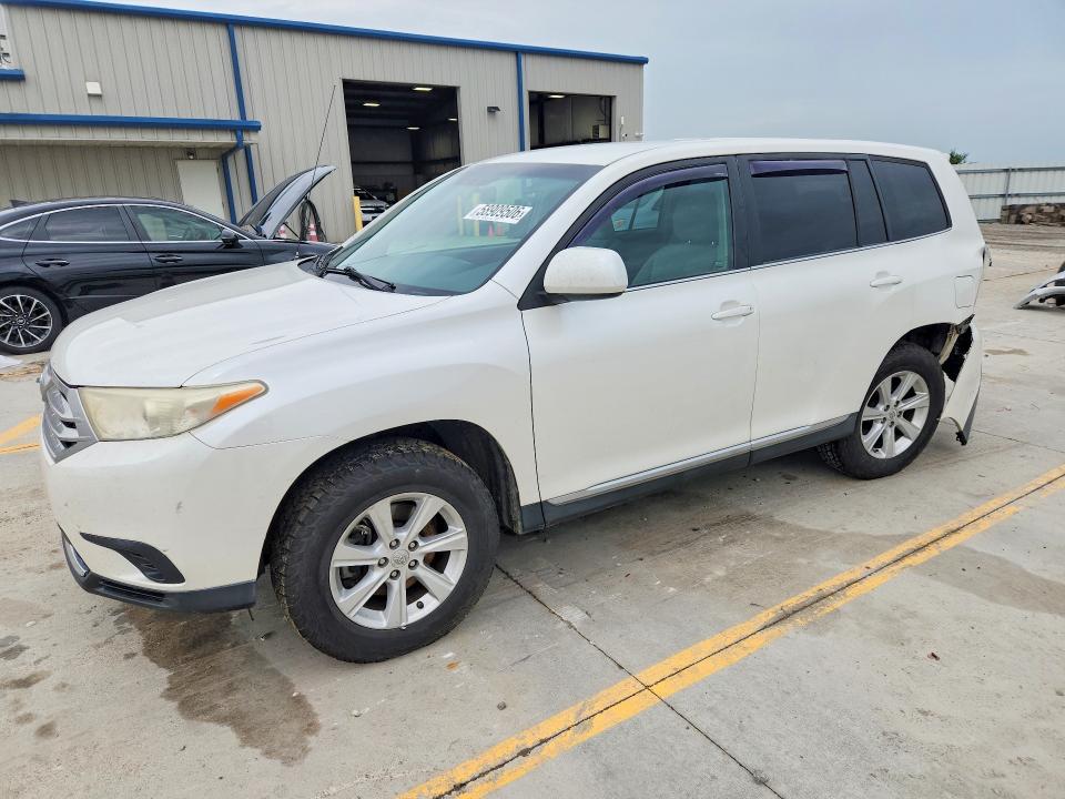 58909506 :رقم المزاد ، 5TDZK3EH9BS029188 vin ، 2011 Toyota Highlander مزاد بيع