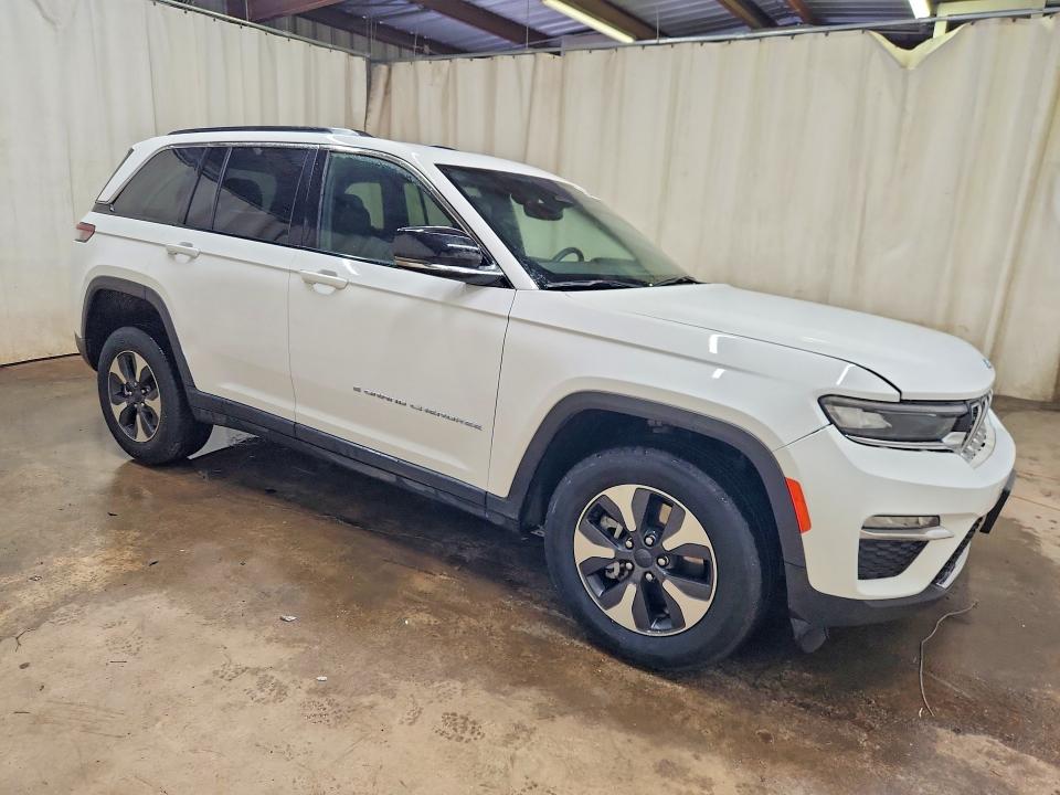 Продажа на аукционе авто 2024 Jeep Grand Cherokee, vin: 1C4RJYB62RC142544, номер лота: 57741316