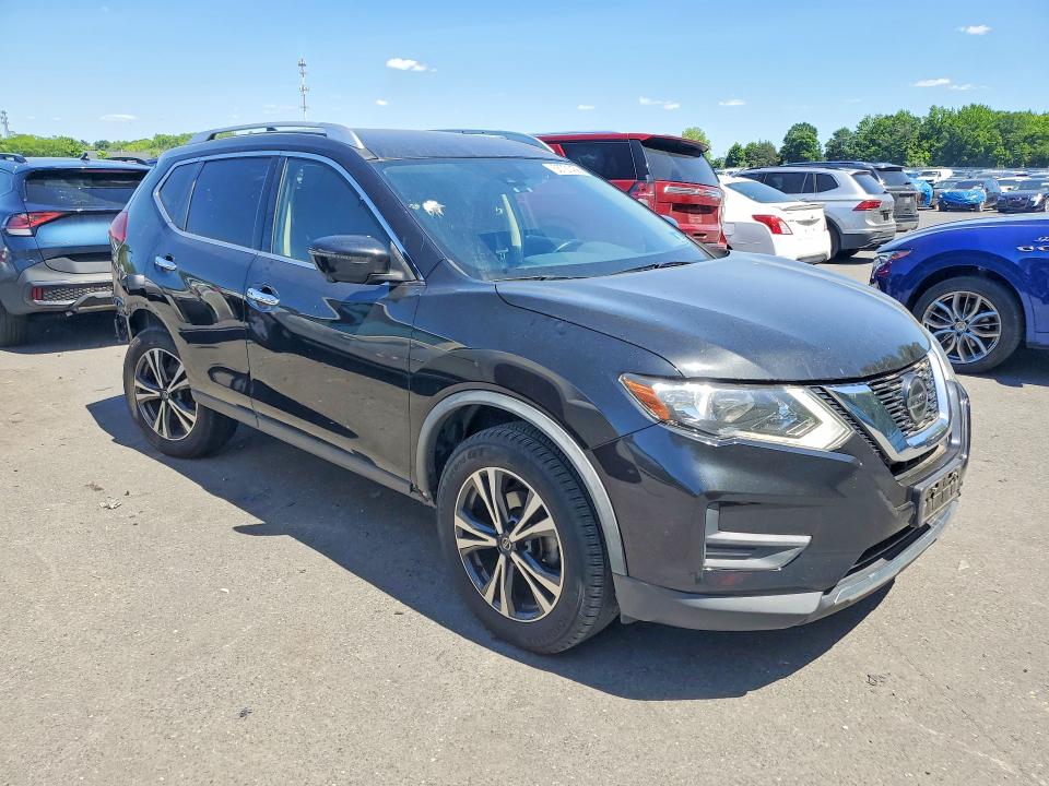 2020 Nissan Rogue მანქანა იყიდება აუქციონზე, vin: JN8AT2MV0LW121954, აუქციონის ნომერი: 55721436