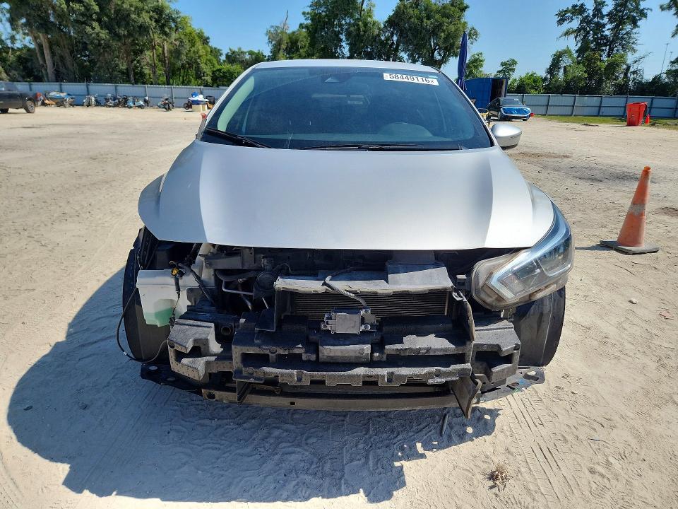 58449116 :رقم المزاد ، 3N1CN8EV2ML918457 vin ، 2021 Nissan Versa مزاد بيع