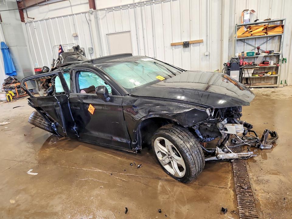 57313856 :رقم المزاد ، WAUAUHFF2J1019449 vin ، 2018 Audi A3 مزاد بيع
