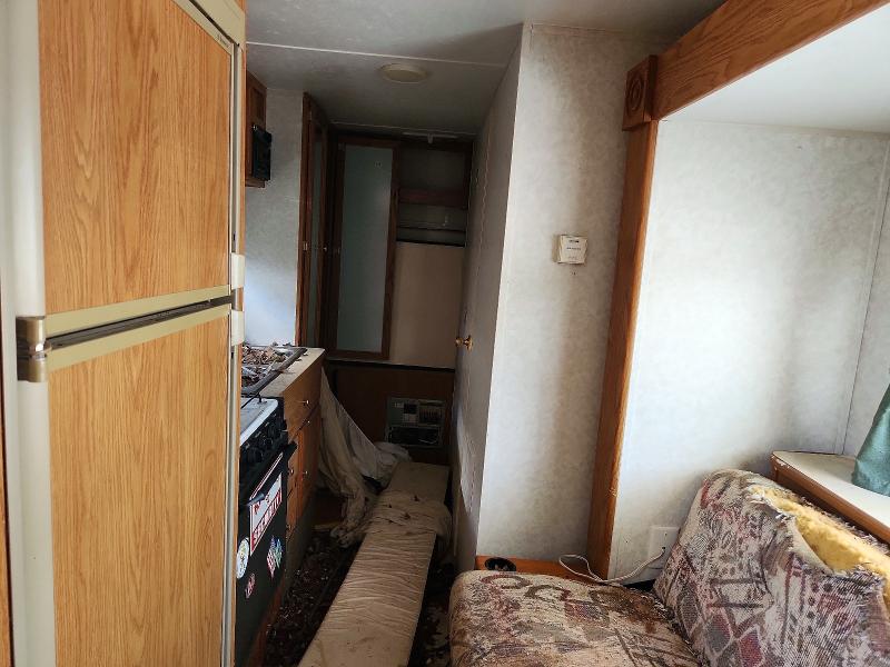 Продажа на аукционе авто 2001 Keys Cabana, vin: 4YDT2302X13021882, номер лота: 58103956