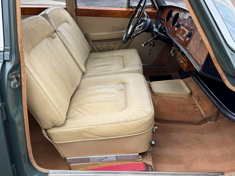57716026 :رقم المزاد ، VRS3L3307 vin ، 1964 Vand 4 Litre R مزاد بيع
