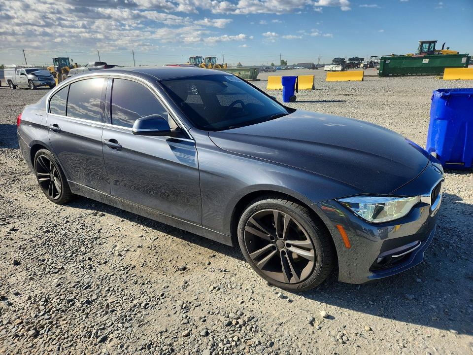 56718256 :رقم المزاد ، WBA8E1C51JA167509 vin ، 2018 Bmw 330e مزاد بيع