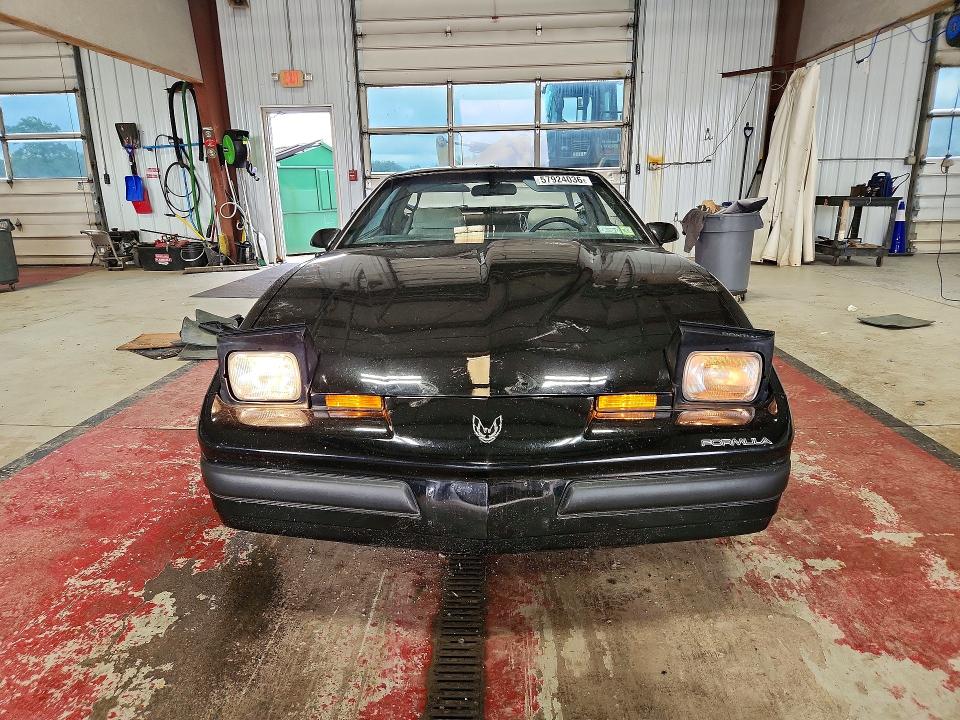 1990 Pontiac Firebird მანქანა იყიდება აუქციონზე, vin: 1G2FS23F8LL206416, აუქციონის ნომერი: 57924036