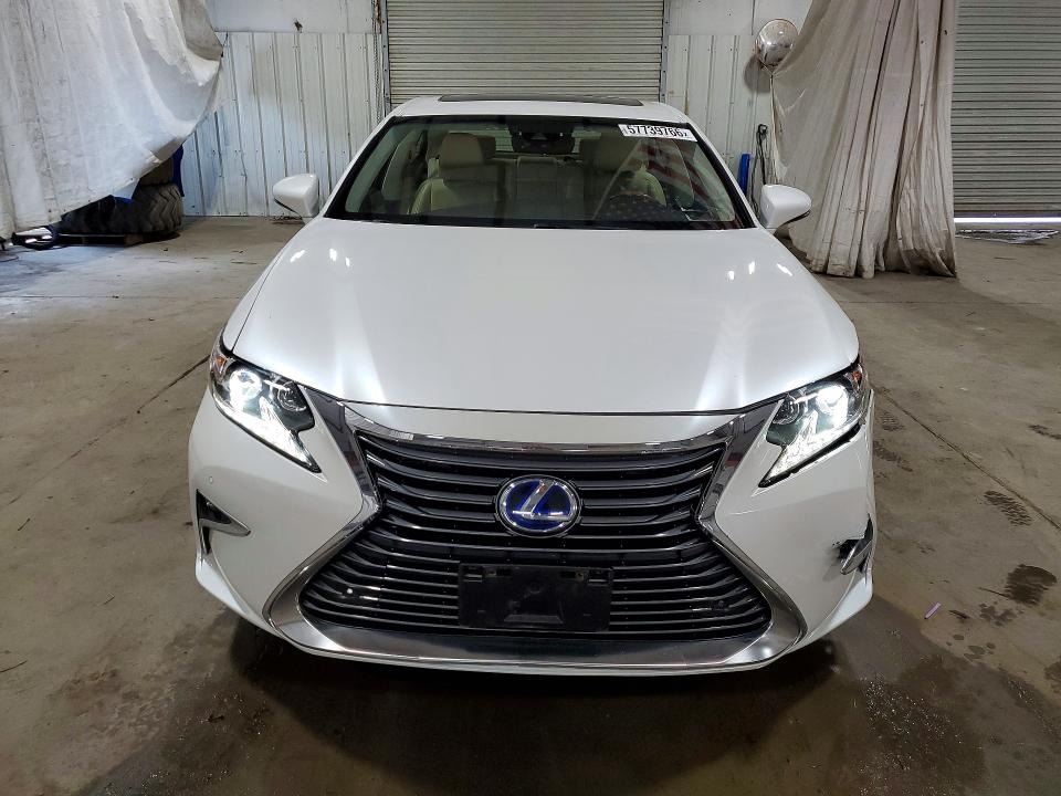 2016 Lexus Es მანქანა იყიდება აუქციონზე, vin: JTHBW1GG2G2108214, აუქციონის ნომერი: 57739766
