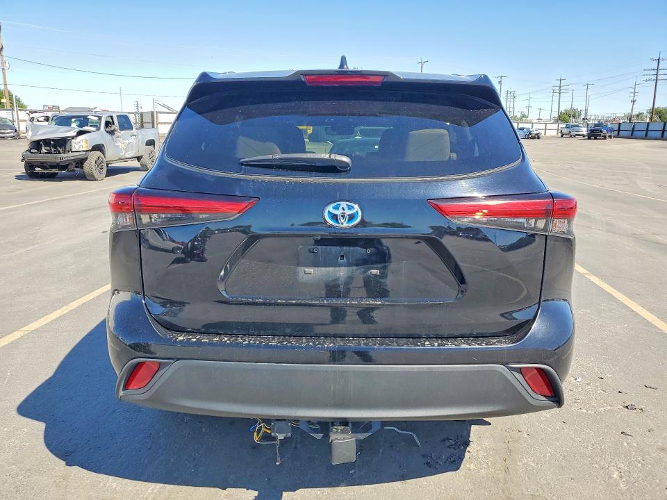 57222846 :رقم المزاد ، 5TDHBRCH5MS067358 vin ، 2021 Toyota Highlander مزاد بيع