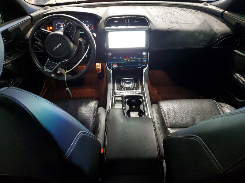 Продаж на аукціоні авто 2019 Jaguar Xe, vin: SAJAG4FVXKCP48901, номер лоту: 58120866