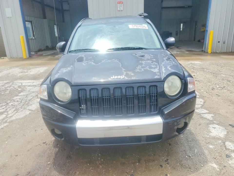57924326 :رقم المزاد ، 1J8FT57B59D209996 vin ، 2009 Jeep Compass مزاد بيع