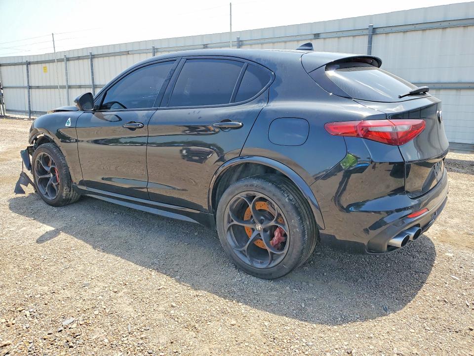 Продаж на аукціоні авто 2018 Alfa Romeo Stelvio, vin: ZASFAKEV6J7C15633, номер лоту: 57610976