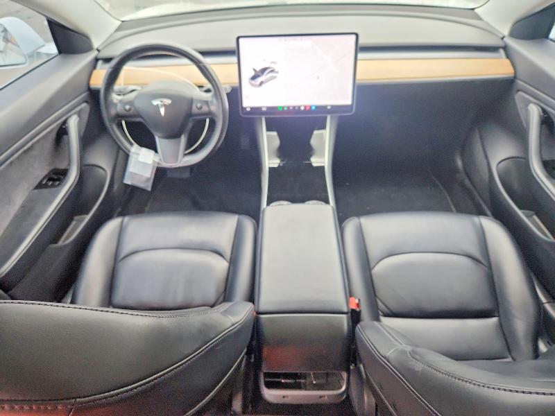 57207356 :رقم المزاد ، 5YJ3E1EA3JF009106 vin ، 2018 Tesla Model 3 مزاد بيع
