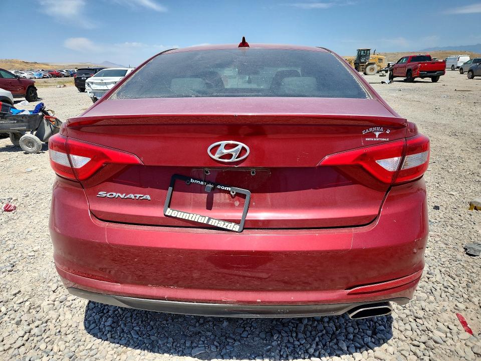58040596 :رقم المزاد ، 5NPE24AF7FH188909 vin ، 2015 Hyundai Sonata مزاد بيع