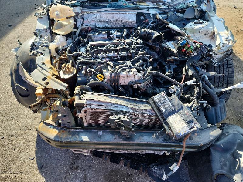 57114856 :رقم المزاد ، 1VWCV7A34FC096977 vin ، 2015 Volkswagen Passat مزاد بيع