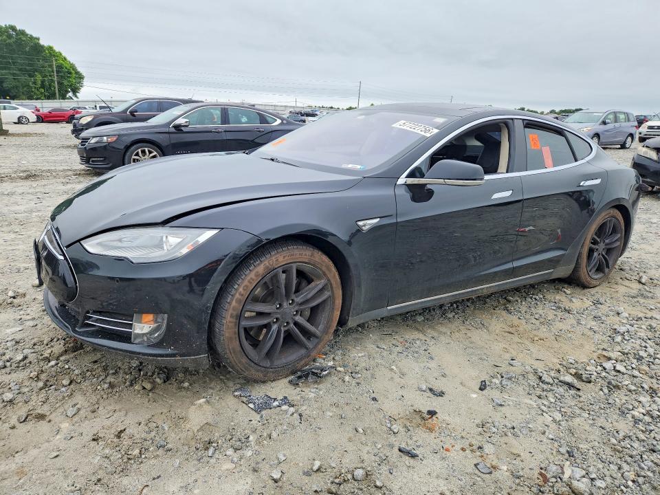 Auction sale of the 2013 Tesla Model S, vin: 5YJSA1CN3DFP26350, lot number: 57722756