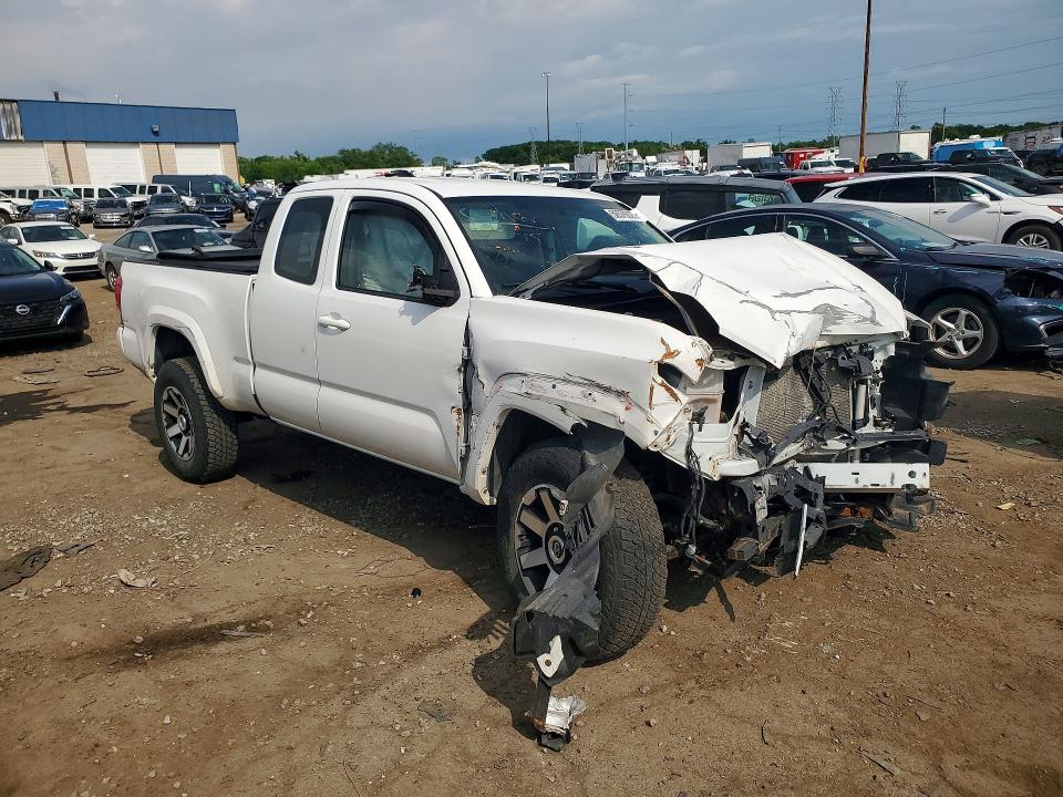 Auction sale of the 2017 Toyota Tacoma, vin: 5TFRX5GN6HX092090, lot number: 56576826