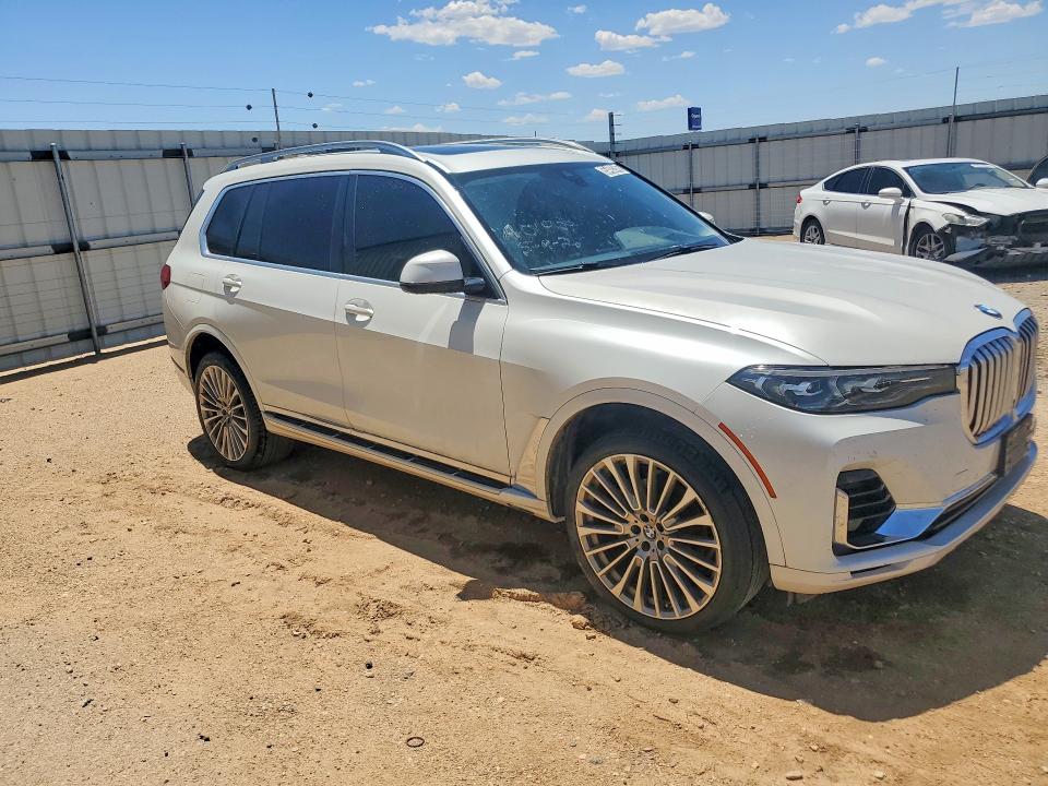 55403246 :رقم المزاد ، 5UXCW2C02L9A01929 vin ، 2020 Bmw X7 مزاد بيع