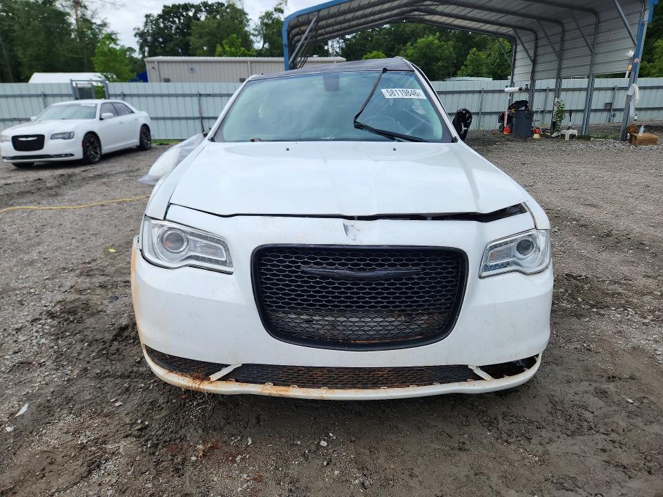 Продаж на аукціоні авто 2015 Chrysler 300, vin: 2C3CCAAG0FH930107, номер лоту: 58119846