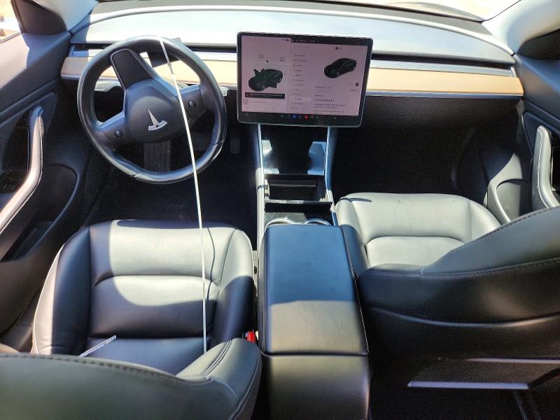 55976376 :رقم المزاد ، 5YJ3E1EB2JF090589 vin ، 2018 Tesla Model 3 مزاد بيع