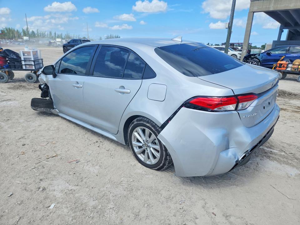 56661816 :رقم المزاد ، JTDBCMFE9T3138231 vin ، 2026 Toyota Corolla Hybrid مزاد بيع